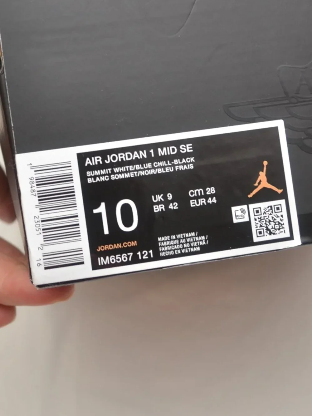 Jordan Air Jordan 1 Mid Se Blue Chill Summit White BNIB (NO LID)